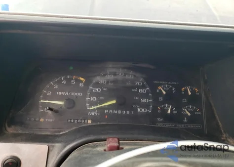 1998 Chevrolet Gmt-400 K1500 z USA, uszkodzony, nr VIN 1GCEK19R5WR144493